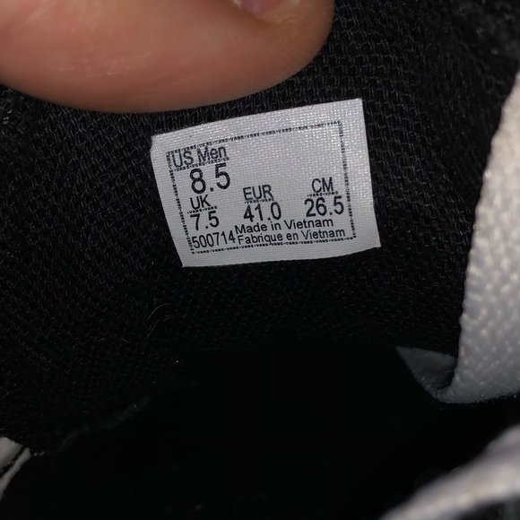 Vans - Picture 6 of 6